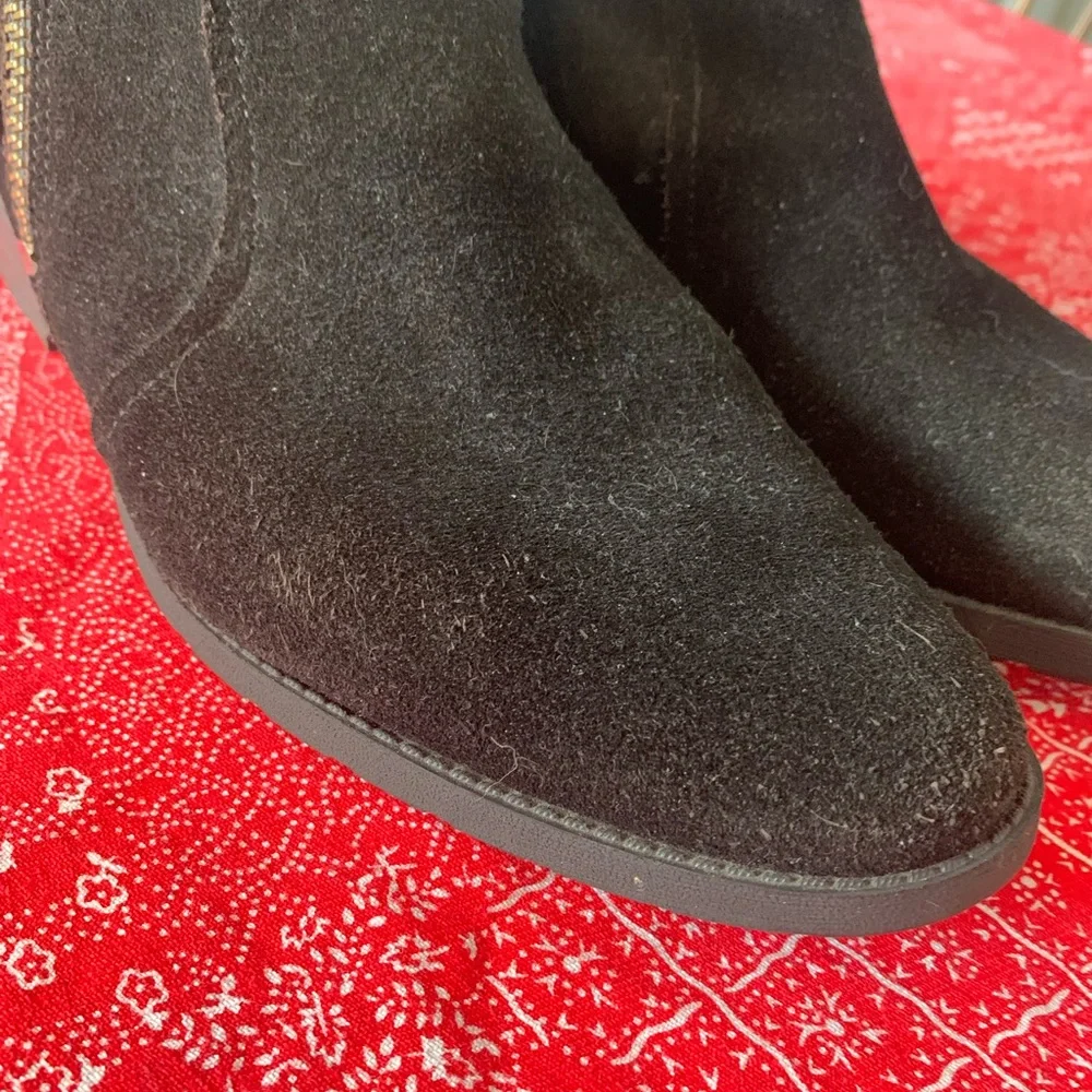 UGG Aureo II women's ankle boots Black Suede with Zipper Size 10
